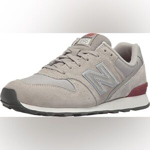 New Balance Women’s Grey 696 V1 trainers, Size 5